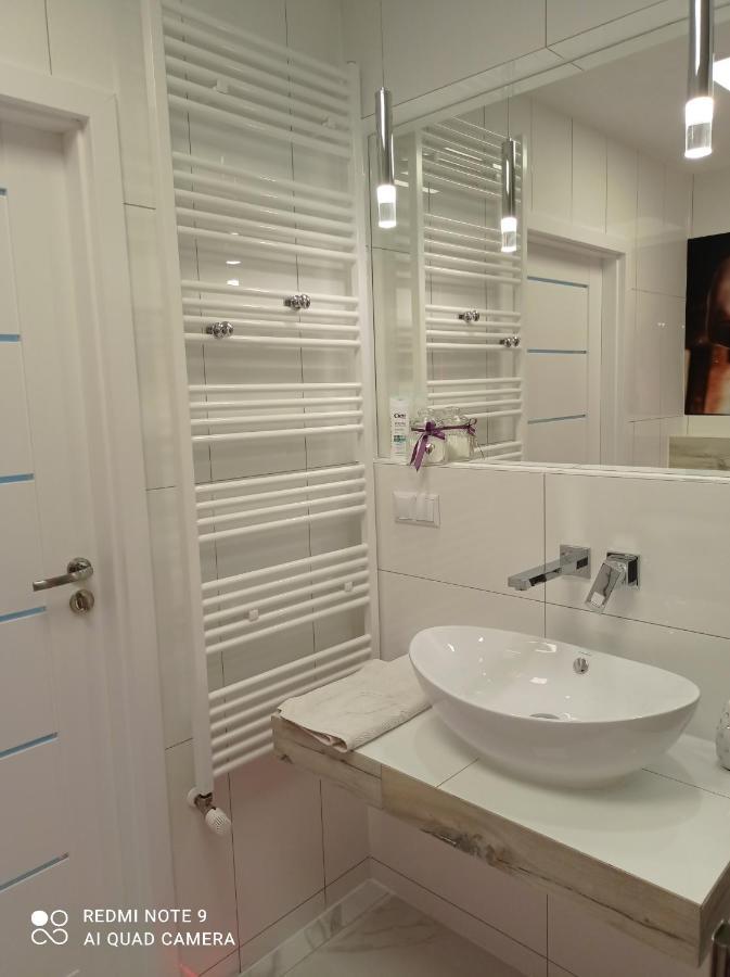 Good Day Apartments- Private Parking New Town Szczecin Ngoại thất bức ảnh