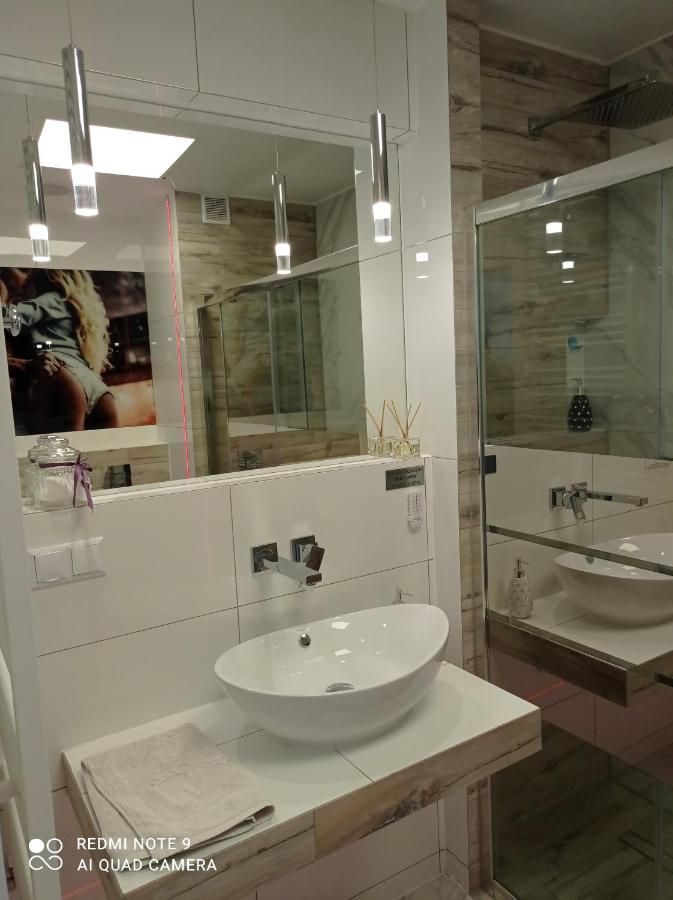 Good Day Apartments- Private Parking New Town Szczecin Ngoại thất bức ảnh